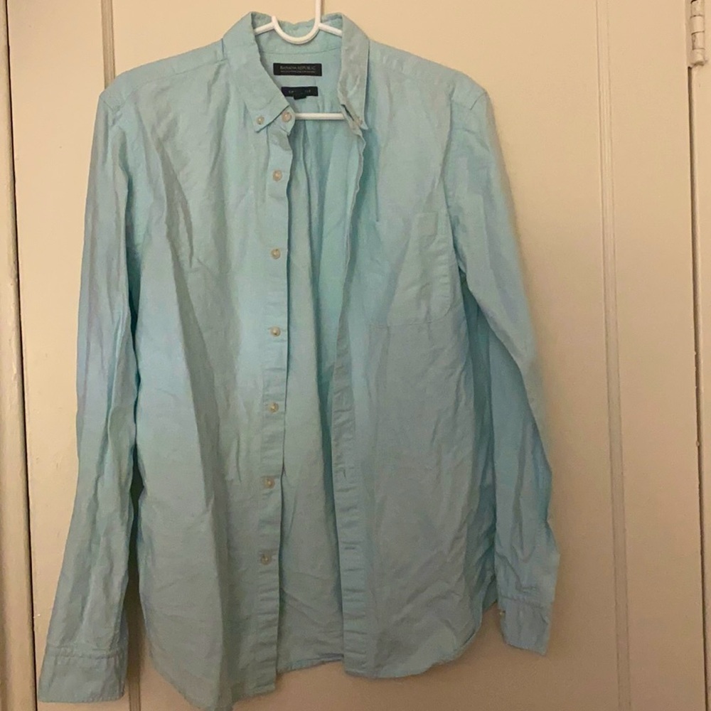 Banana republic light blue grant fit button down